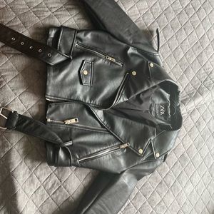 Zara cropped leather jacket
